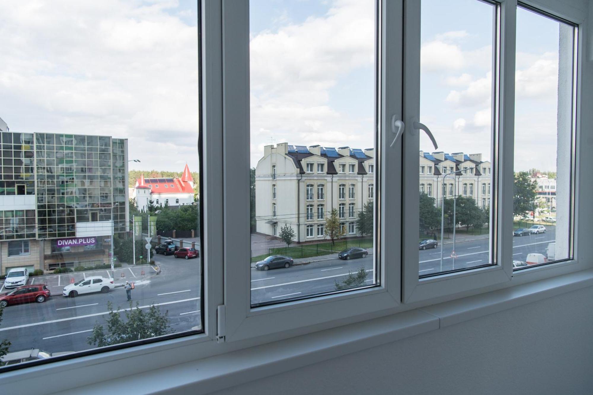 Myfreedom Апартаменти Метро Бориспільська Kiev Dış mekan fotoğraf
